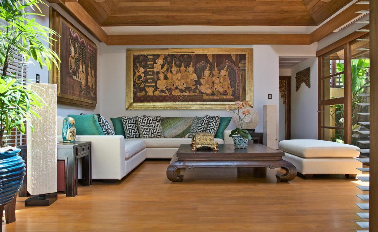 Upni Duniya - Luxury, Beachfront 9-Suites Villa Bang Rak Beach  Kamer foto