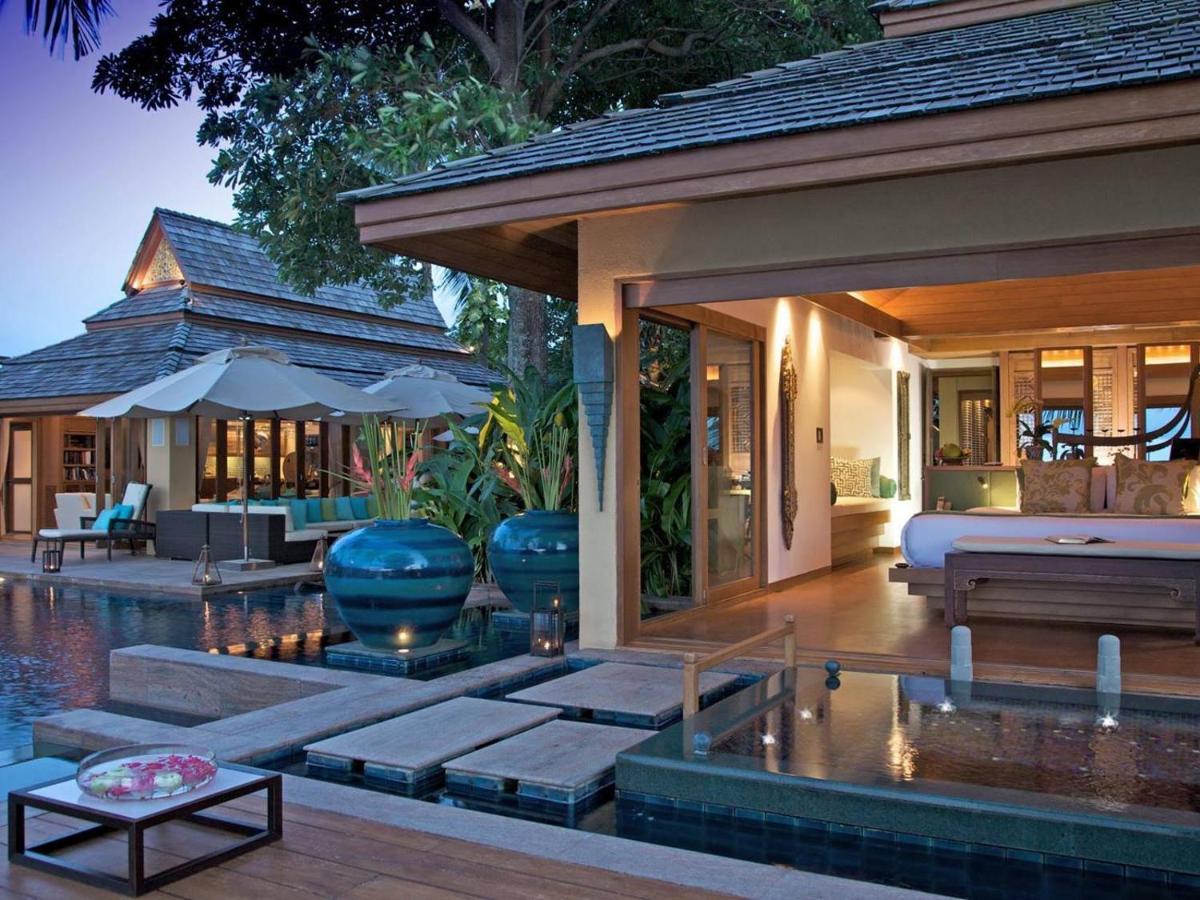 Upni Duniya - Luxury, Beachfront 9-Suites Villa Bang Rak Beach  Buitenkant foto
