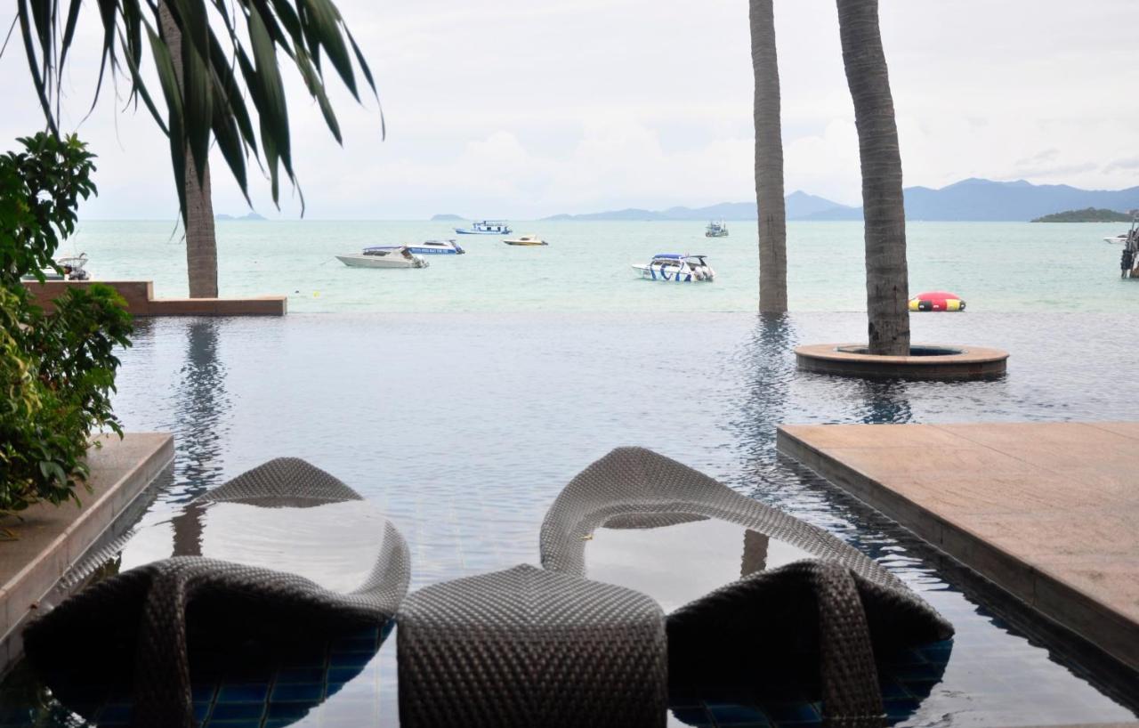 Upni Duniya - Luxury, Beachfront 9-Suites Villa Bang Rak Beach  Buitenkant foto