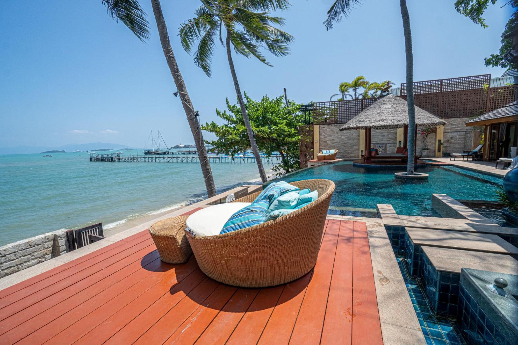 Upni Duniya - Luxury, Beachfront 9-Suites Villa Bang Rak Beach  Buitenkant foto