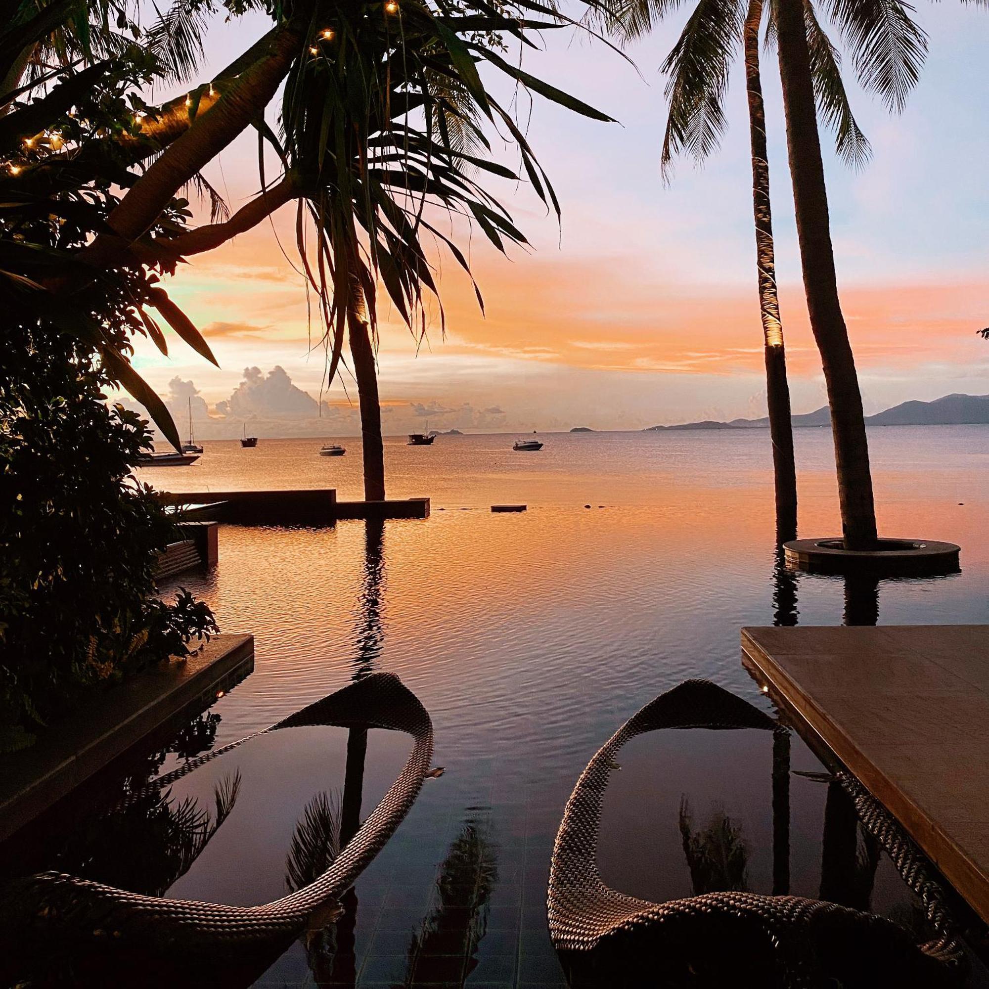 Upni Duniya - Luxury, Beachfront 9-Suites Villa Bang Rak Beach  Buitenkant foto